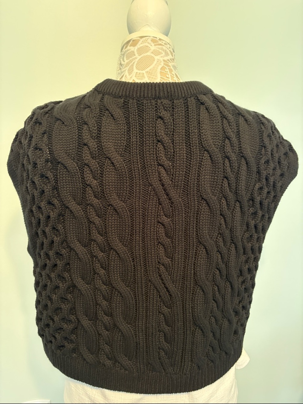 Anthropologie Black Cable-Knit Sweater Vest Size L - Picture 3 of 4